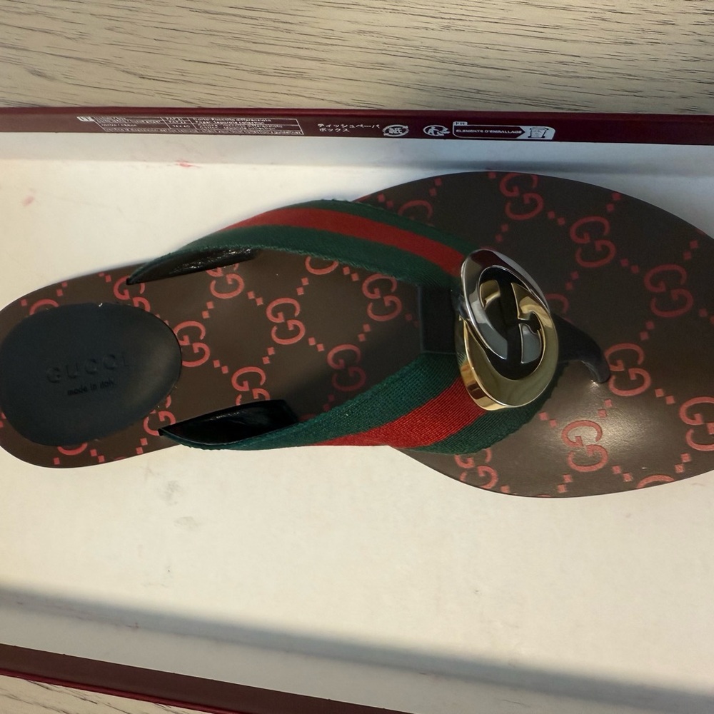 Gucci Green and Red Sandals